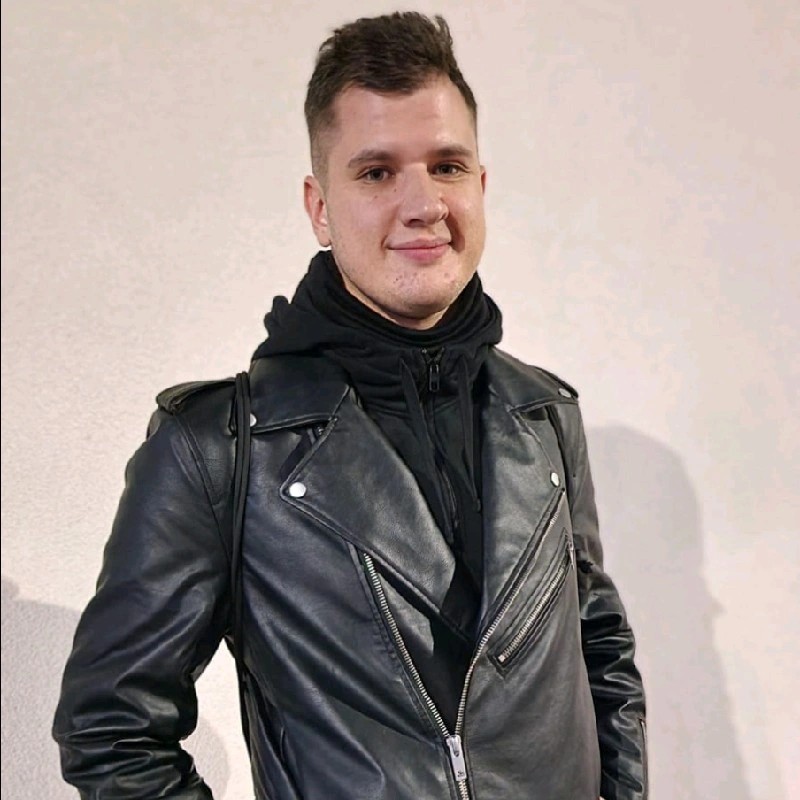 Krzysztof A. Kowal headshot